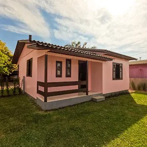 Casa de Férias Aconchego Da Casa Rosa, Praia Grande (Santa Catarina)